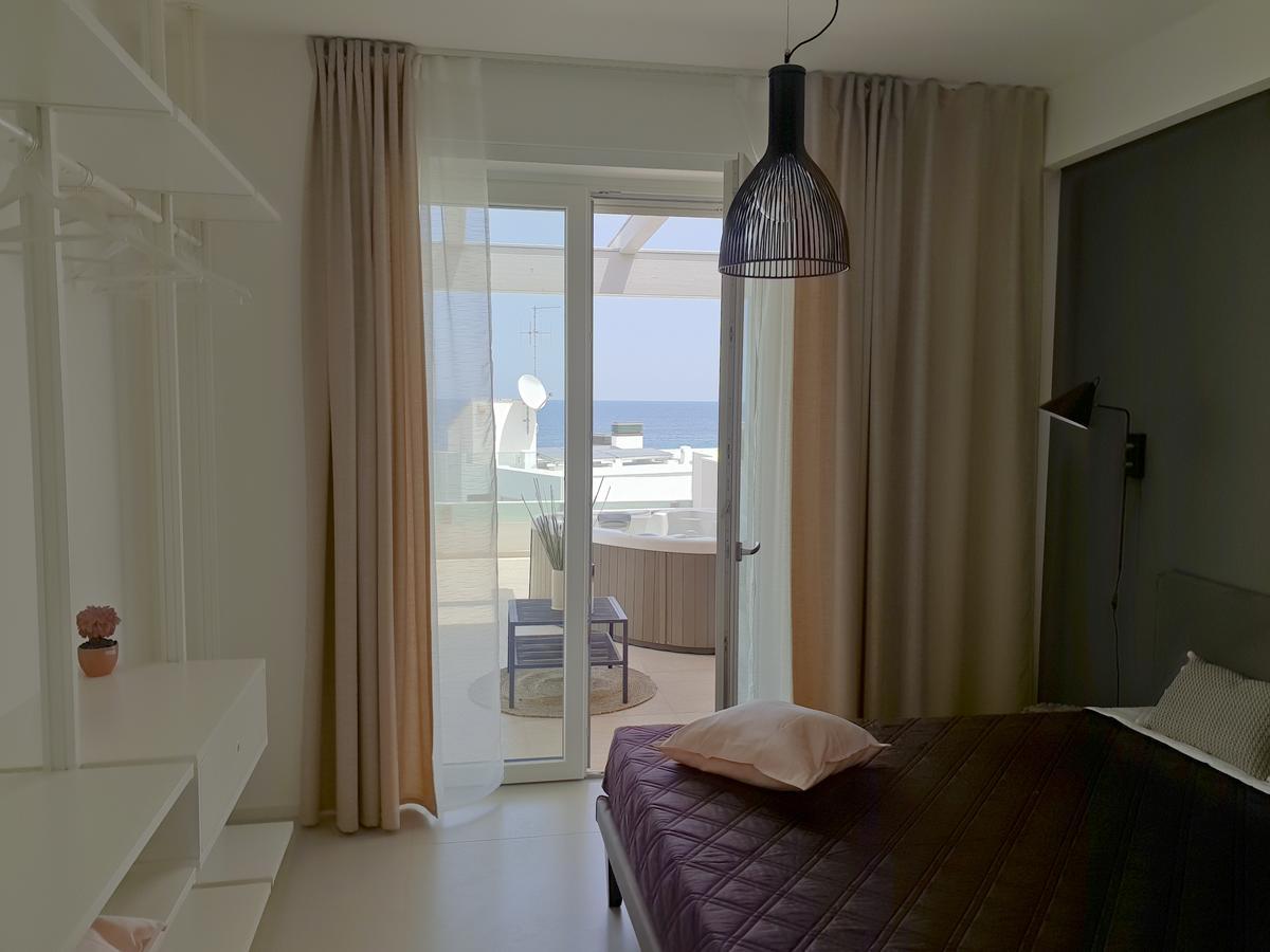 Fiume Luxury Apartments Near The Sea Monopoli Buitenkant foto
