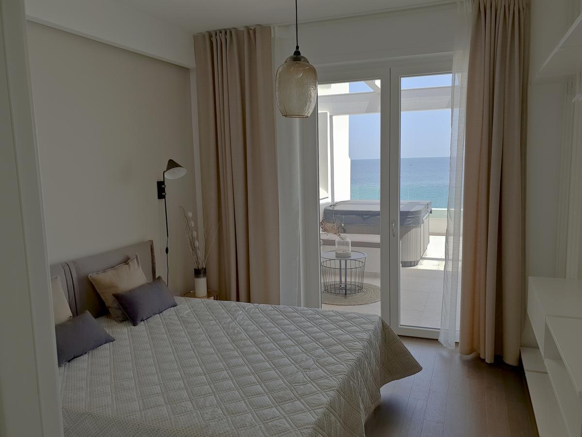 Fiume Luxury Apartments Near The Sea Monopoli Buitenkant foto